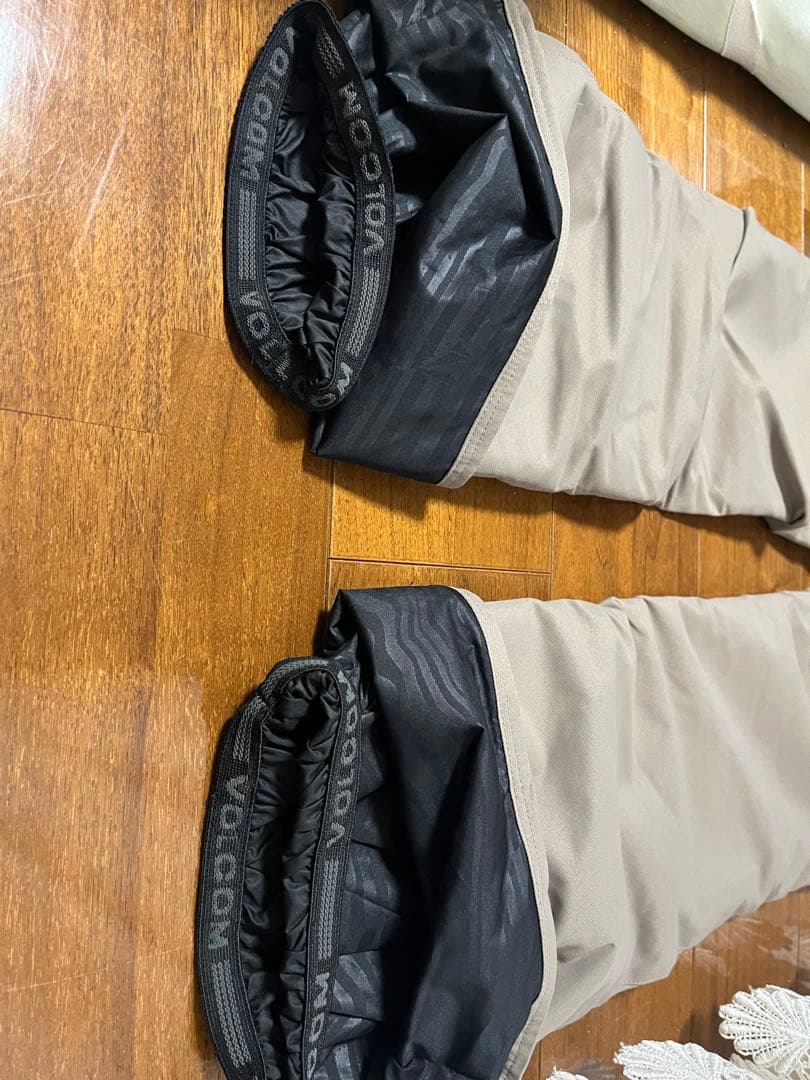 スノーボード ウェア パンツ　上下セット　ボルコム　volcom キッズ