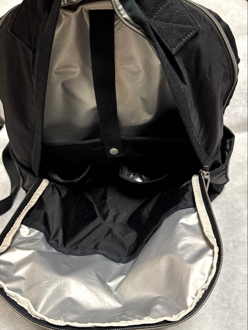 【美品】レスポートサック　ESSENTIAL CARRYALL BPブラック