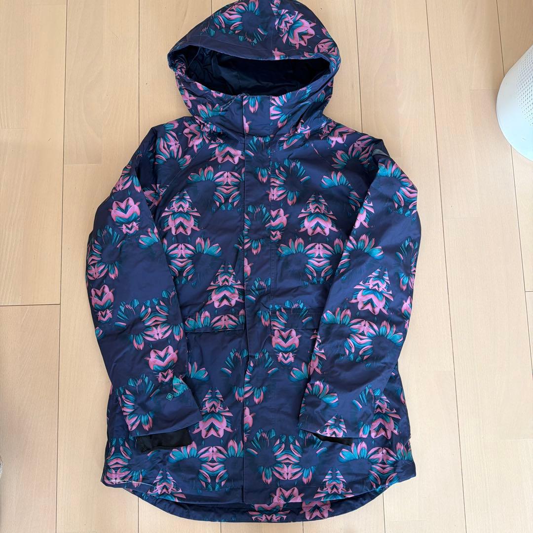 Burton スキー スノーボードウエア 上下セット ＭとＬ