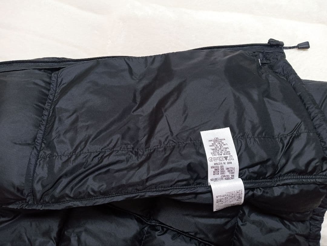 極美品　ライトアルパインダウンジャケット　ブラック　黒　メンズМ　800FP