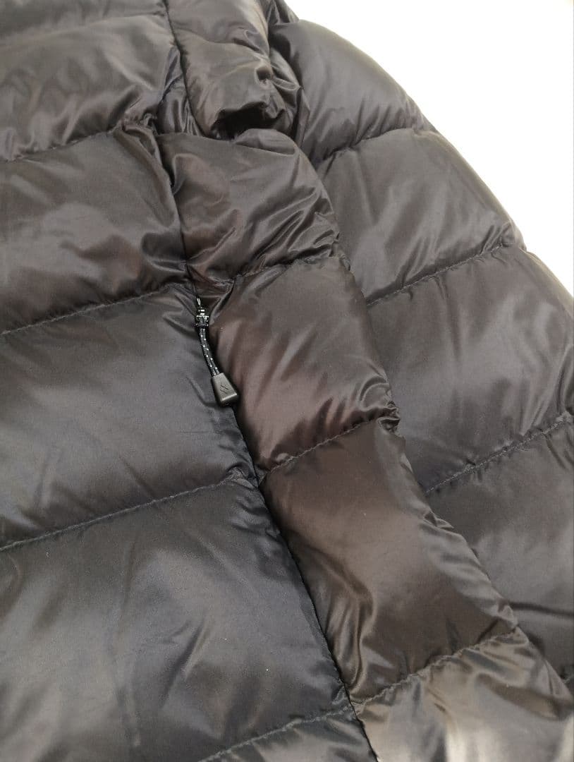 極美品　ライトアルパインダウンジャケット　ブラック　黒　メンズМ　800FP