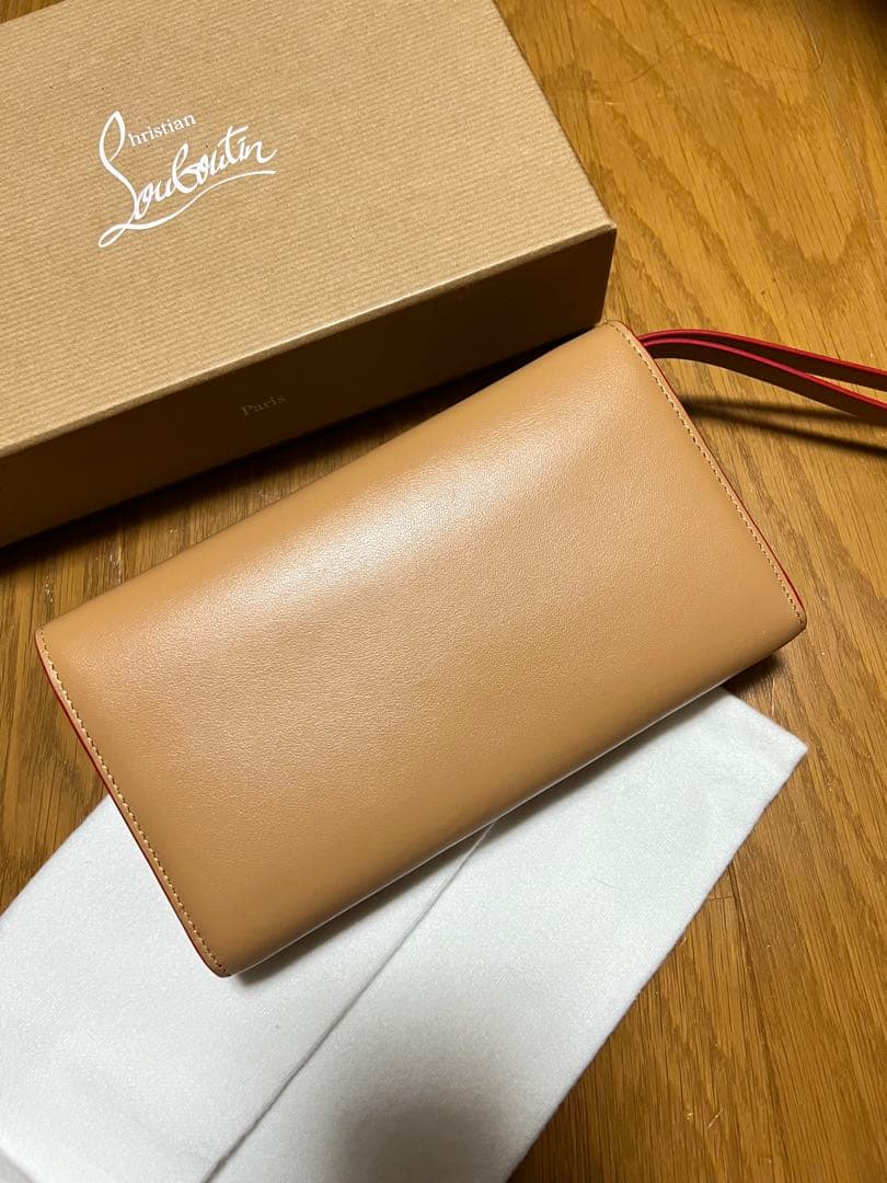 新品　Christian Louboutin 長財布 マカロンウォレット