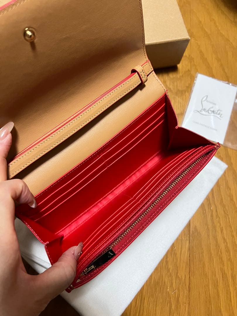 新品　Christian Louboutin 長財布 マカロンウォレット