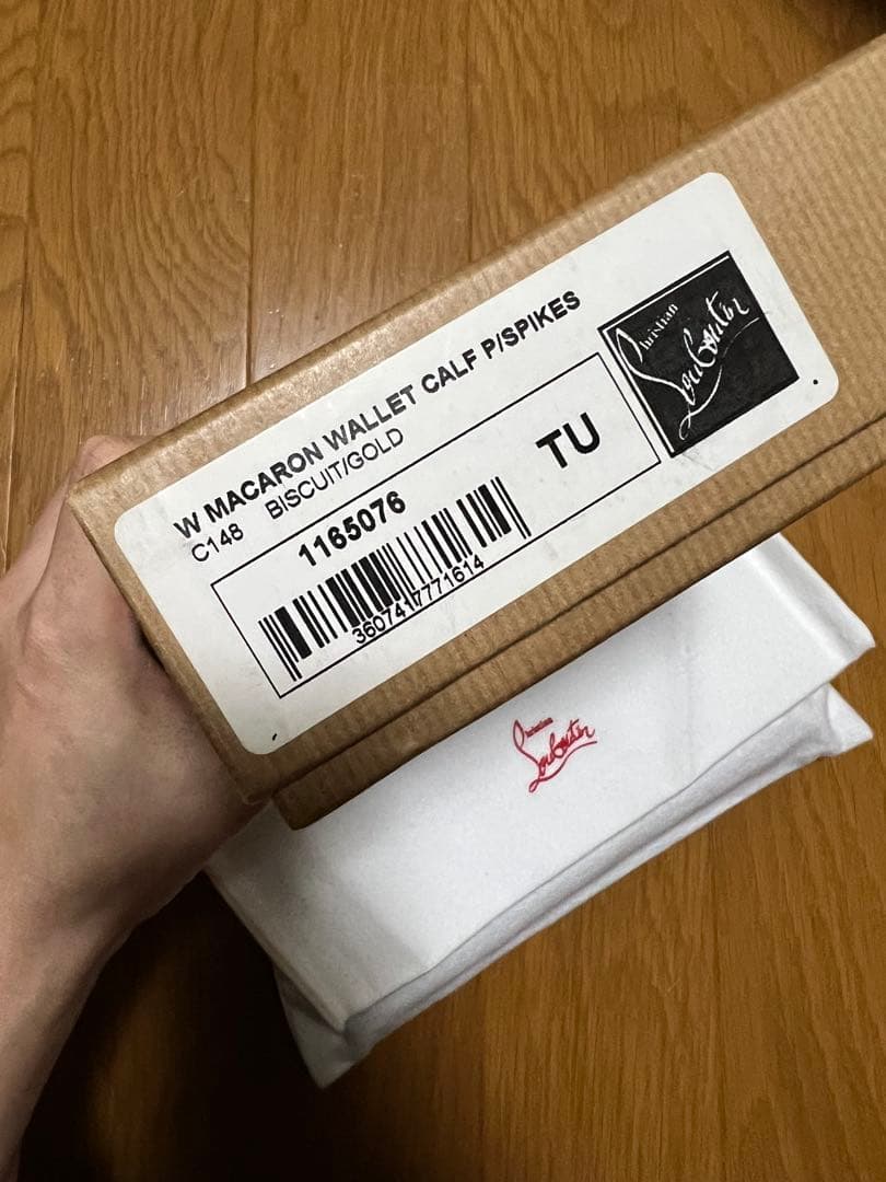 新品　Christian Louboutin 長財布 マカロンウォレット