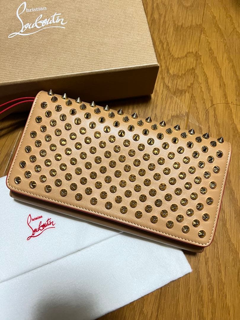 新品　Christian Louboutin 長財布 マカロンウォレット