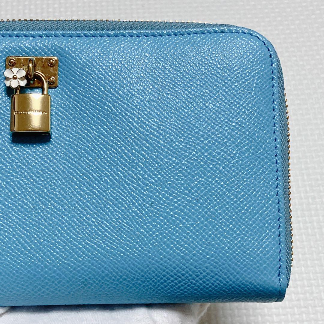 未使用　 ドルチェ＆ガッバーナ　レザーラウンドジップ長財布　水色　カード付き