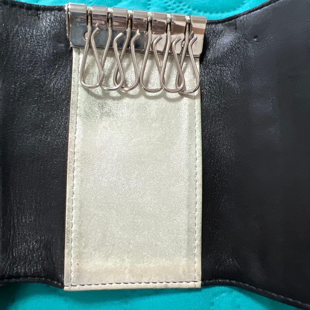 CHANEL ブラック レザー 6連キーケース　カメリア　良品　シリアルシール有