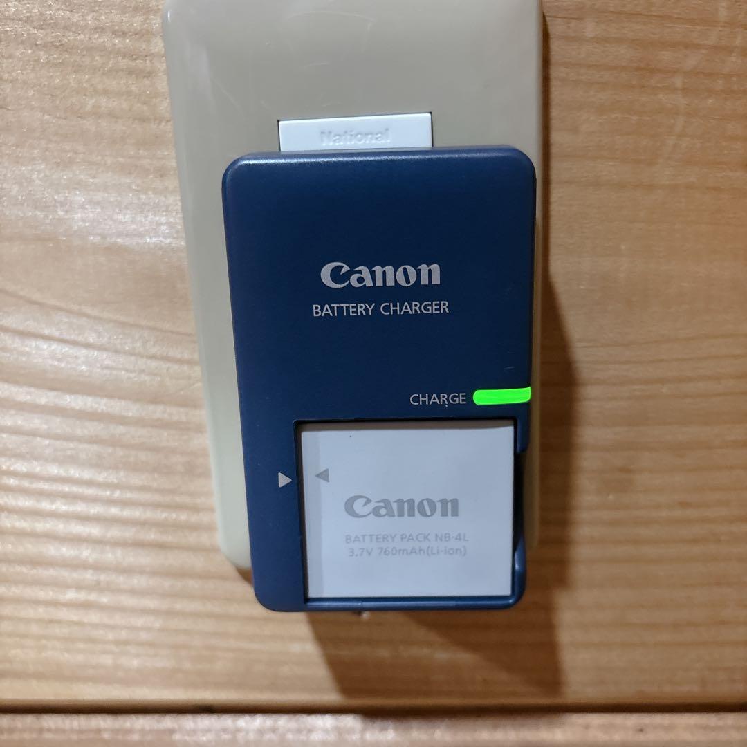 Canon IXY DIGITAL 510 IS シルバー　コンデジ