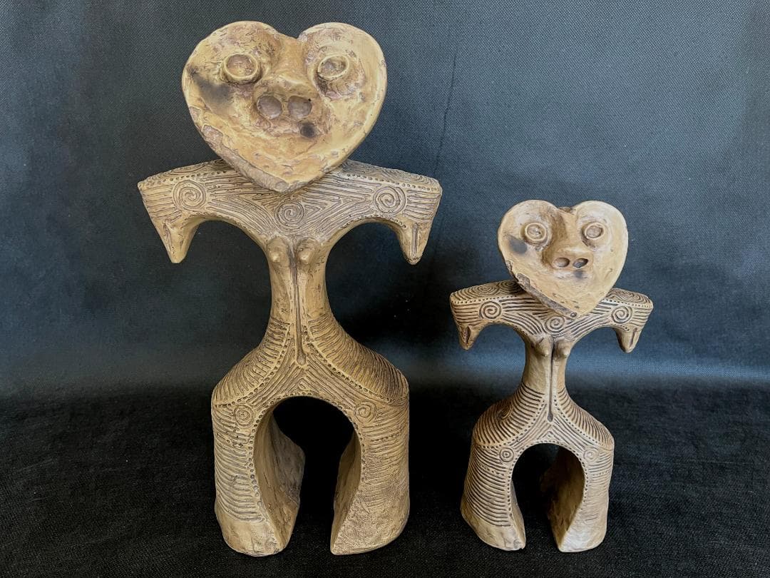 ハート形土偶原寸大複製品 - メルカリ