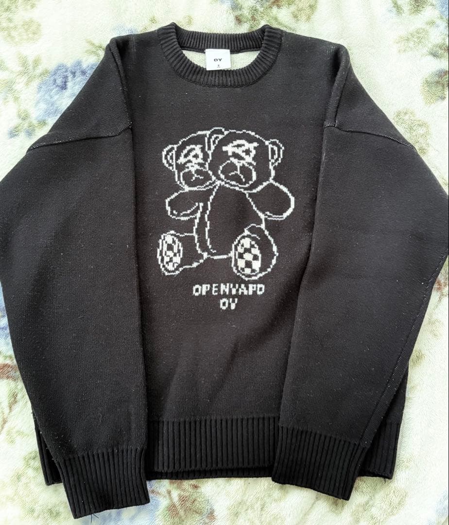 OY クマ刺繍 ニット セーター 黒 - メルカリ