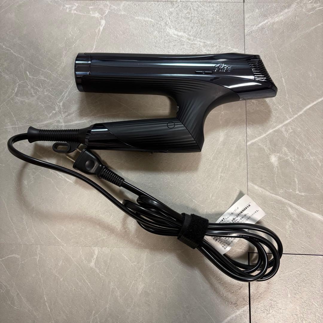 美品 ReFa ブラック ヘアドライヤー　リファビューテック　ドライヤー　S＋