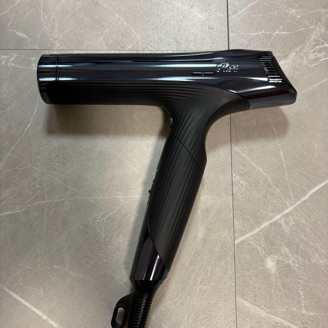美品 ReFa ブラック ヘアドライヤー　リファビューテック　ドライヤー　S＋