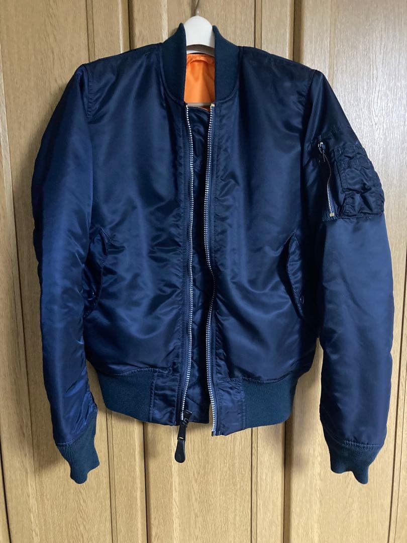 ALPHA INDUSTRIES アルファ　フライトジャケット　MA-1
