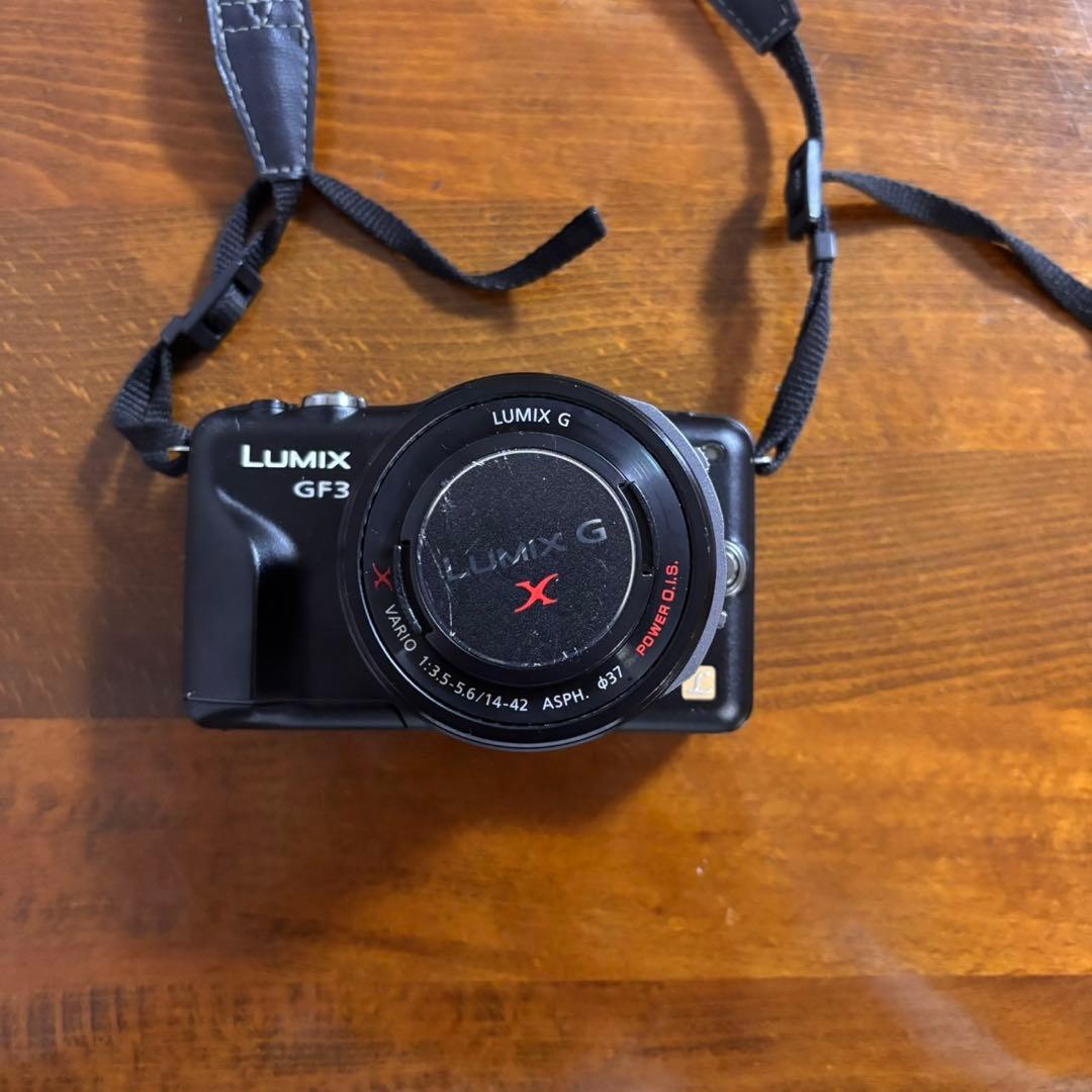 デジタルカメラ Panasonic LUMIX DMC-GF3 14-42mm/45-175mm