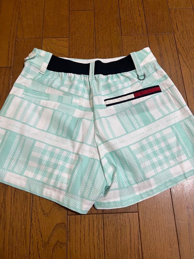 トミーヒルフィガーゴルフレディースセットアップ