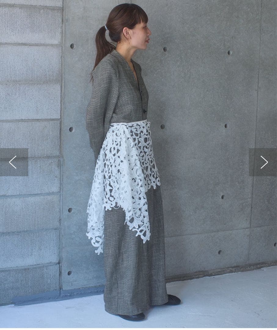 Pasterip Battenberg lace multiway scarf