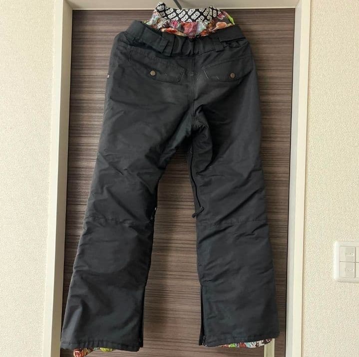 スノーボードウェアセット（パンツ・ジャケット）