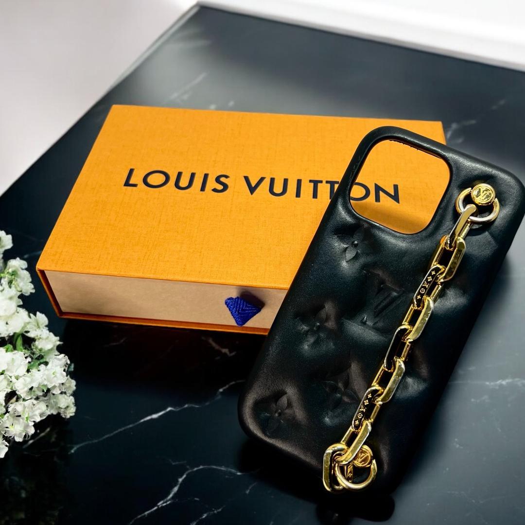 ✨正規品＆人気商品‼️✨ ルイヴィトン バンパークッサン iPhone13Pro