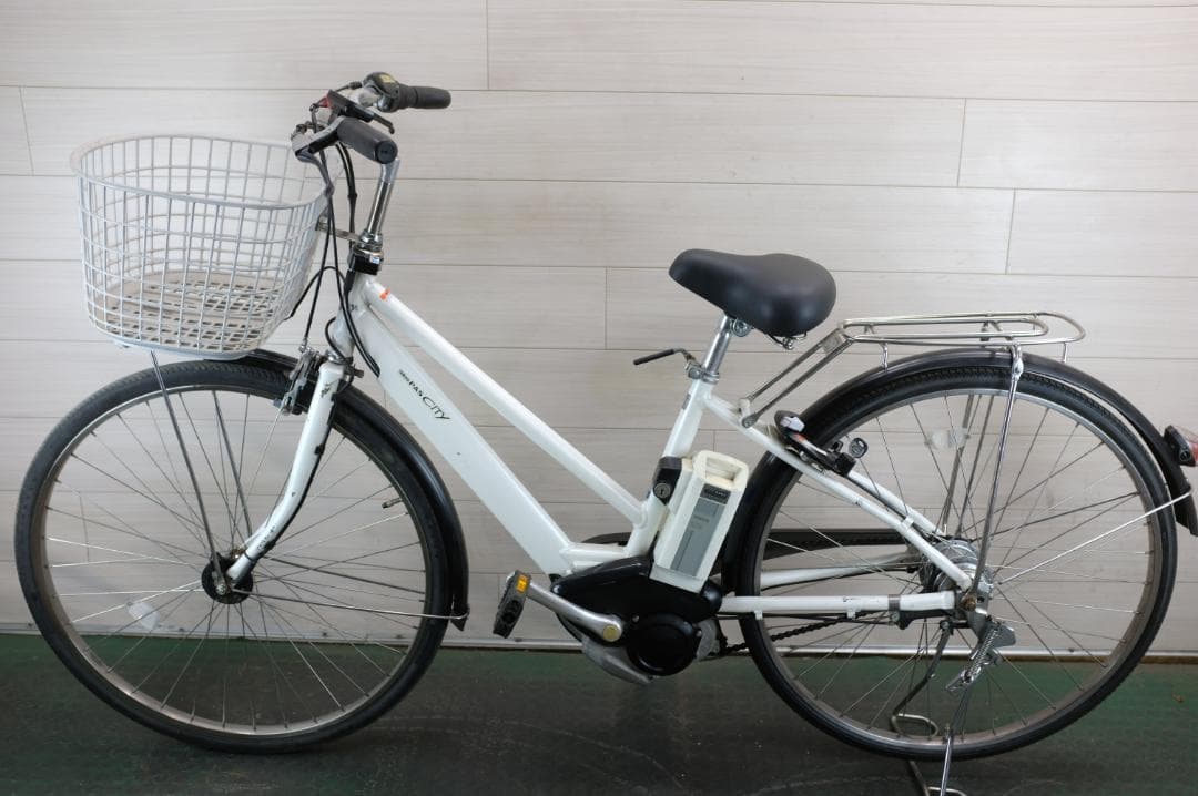 りりこ )ヤマハPAS　CITY　 27インチ 8段変速 12.3Ah