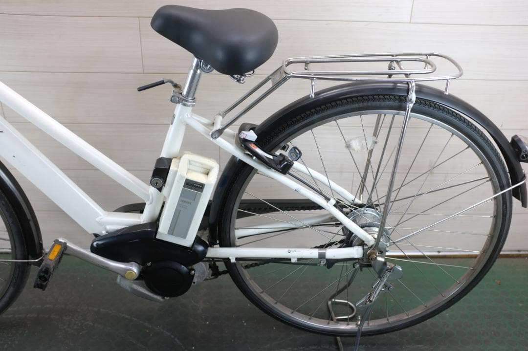 りりこ )ヤマハPAS　CITY　 27インチ 8段変速 12.3Ah