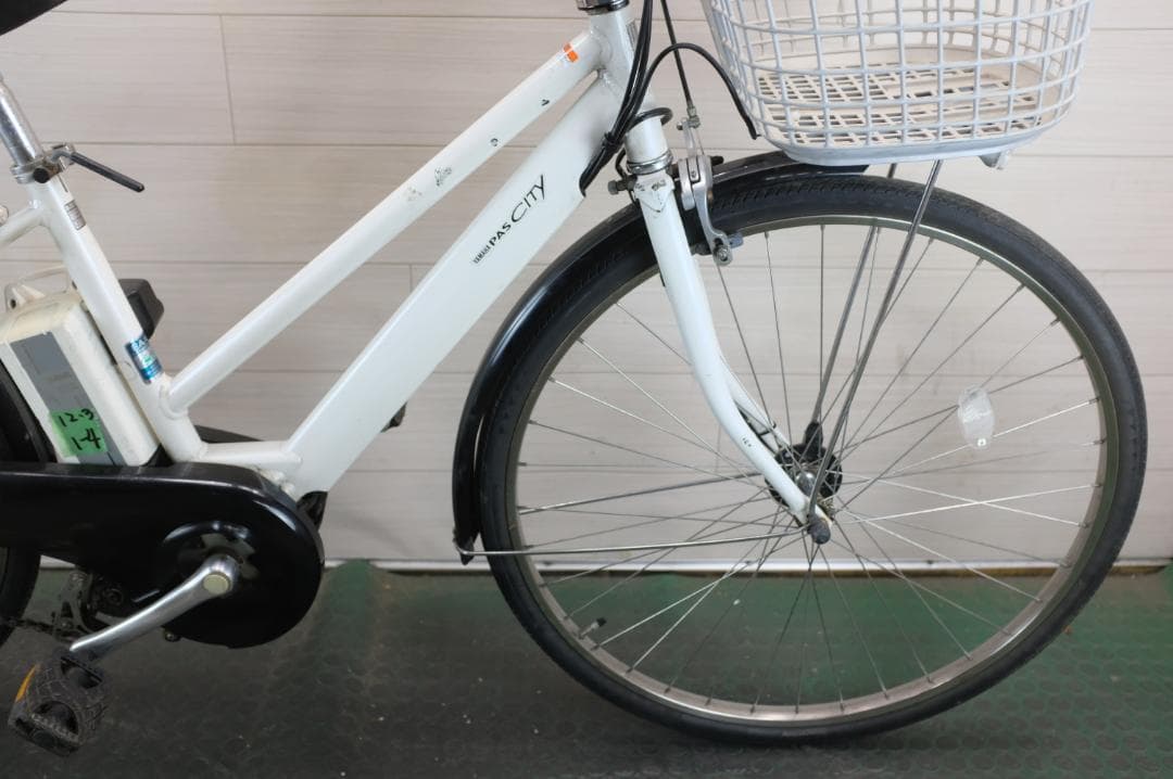 りりこ )ヤマハPAS　CITY　 27インチ 8段変速 12.3Ah