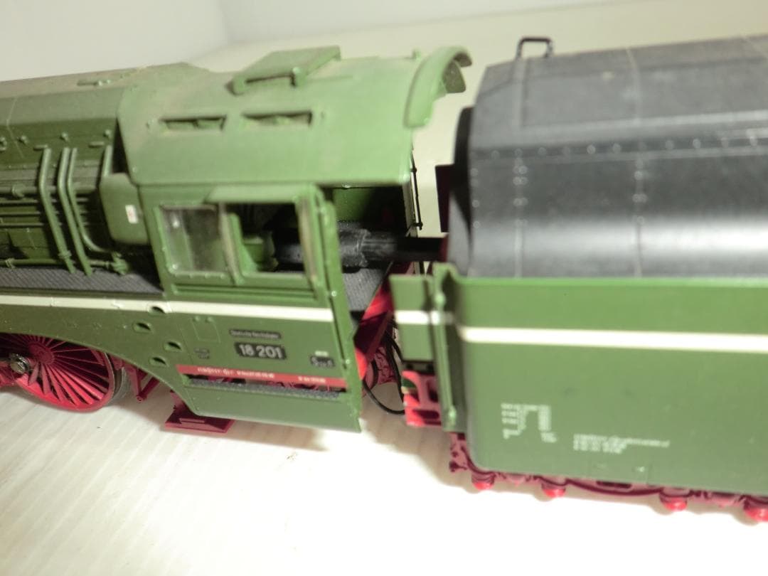 HOゲージROCO 東ドイツ国鉄 DR 高速試験用機関車 BR18 201号機 - メルカリ