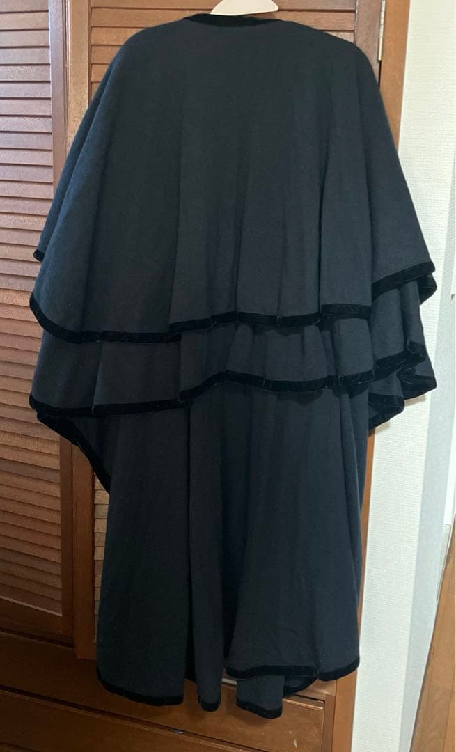 ISABELCANOVASカシミア90%ケープコートの通販はau PAY マーケット