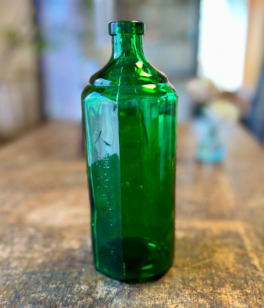 人體消毒新薬ビン ヨシマン リゾホルム 八角瓶 神薬 エンボス ガラスビン