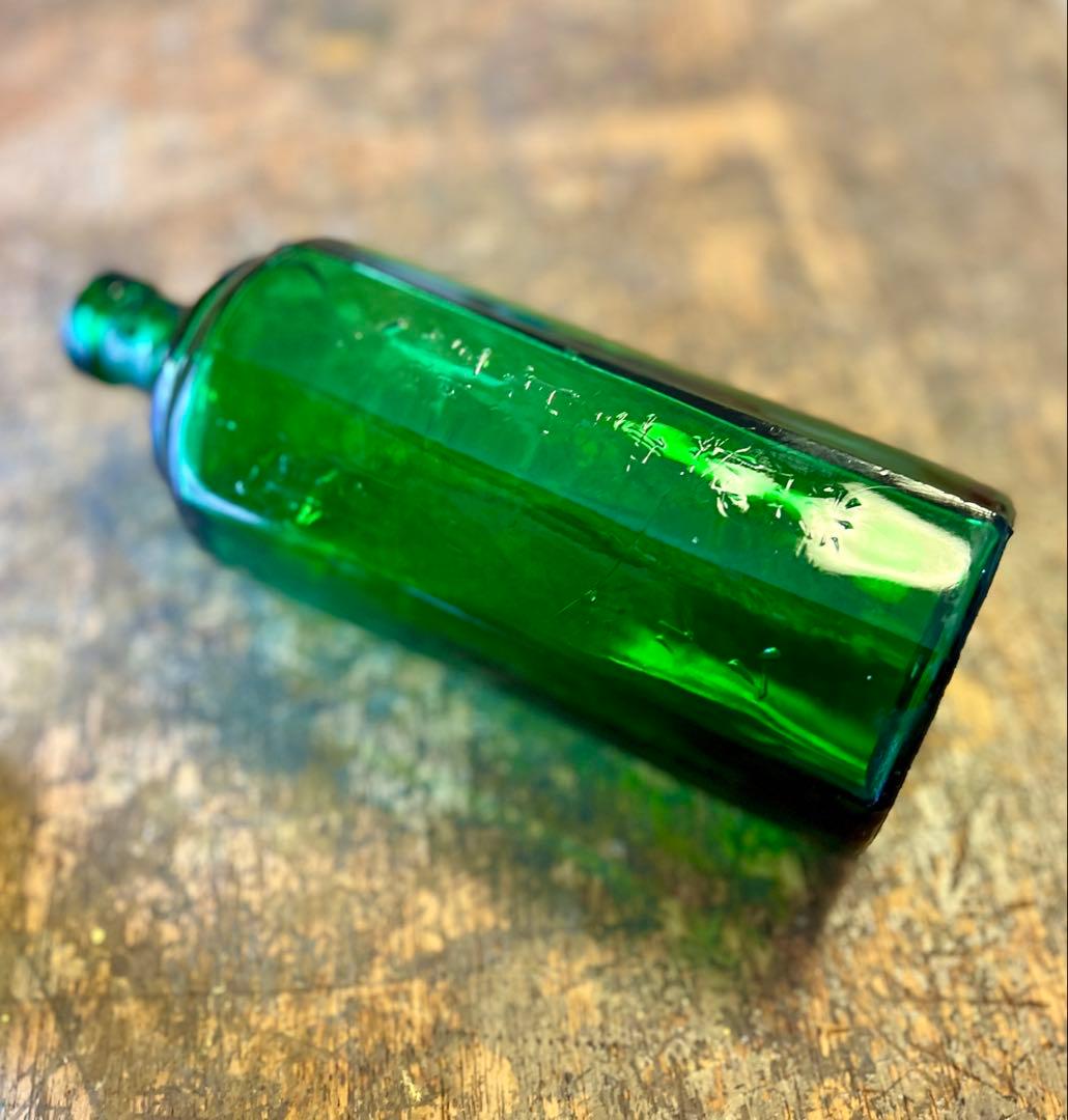 人體消毒新薬ビン ヨシマン リゾホルム 八角瓶 神薬 エンボス ガラスビン