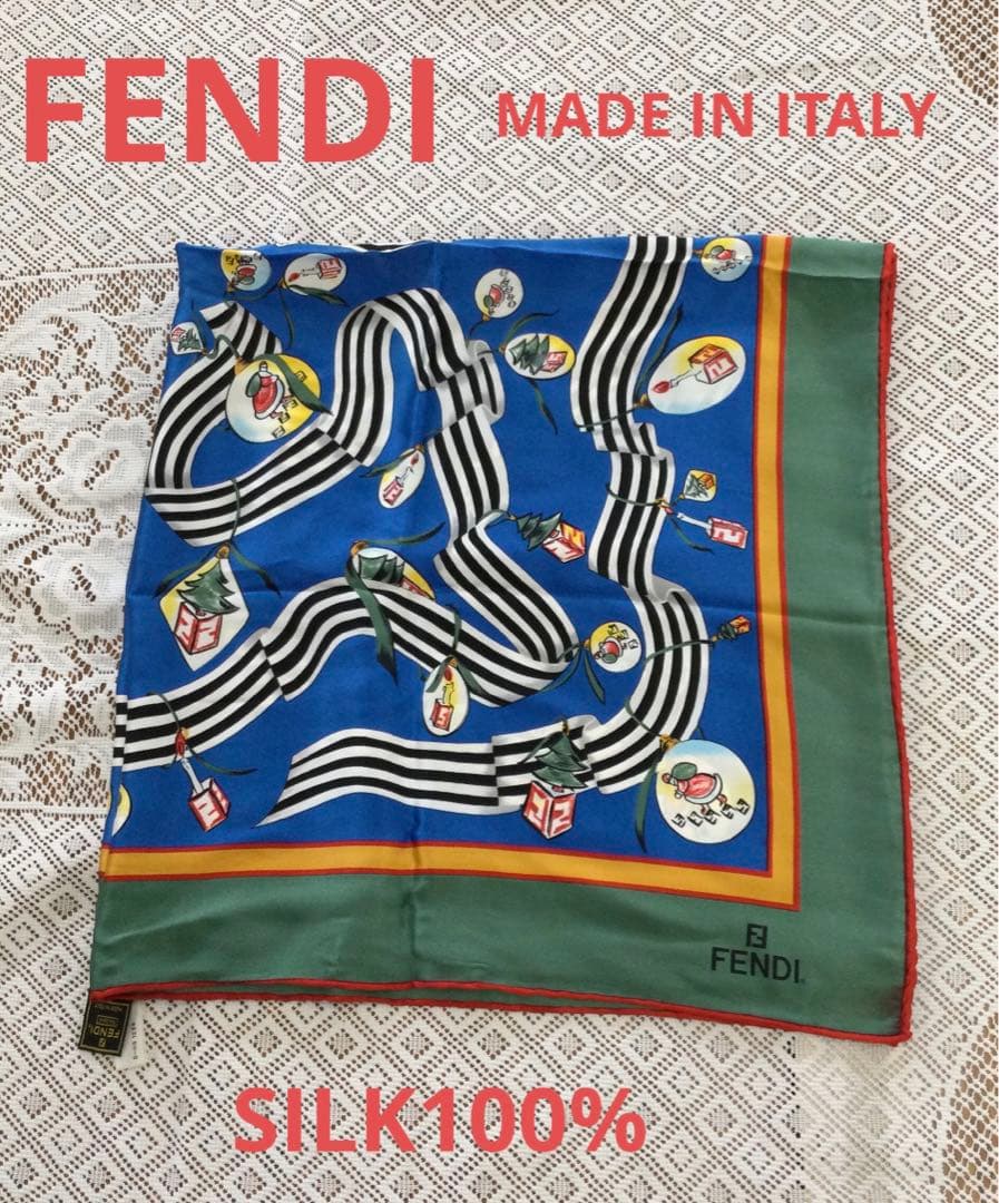 FENDI シルクスカーフ イタリア製 foulard ホリデー柄 クリスマス