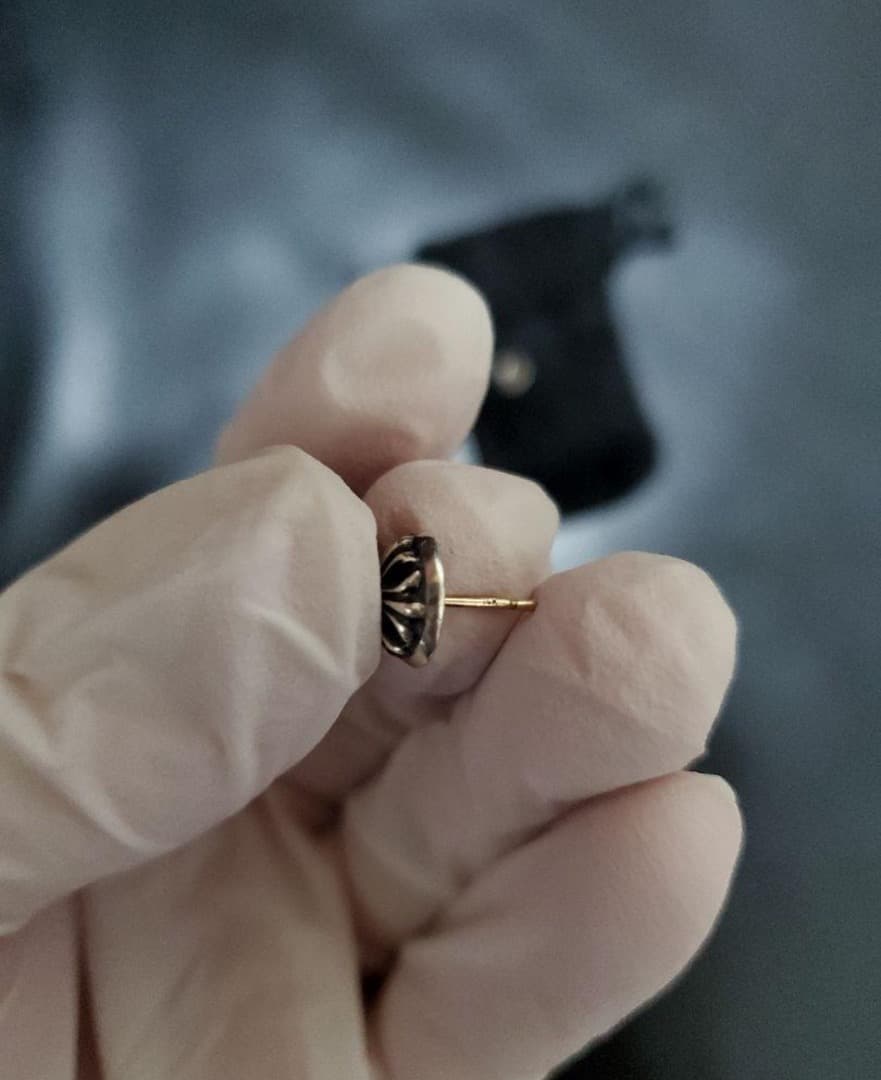 クロムハーツ　クロスボール　スタッドピアス