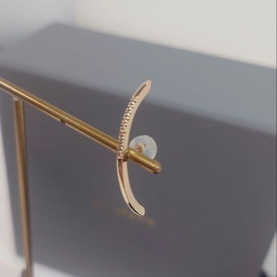 【お値下げ】ヒロタカ BOW ダイヤモンド ピアス 片耳用