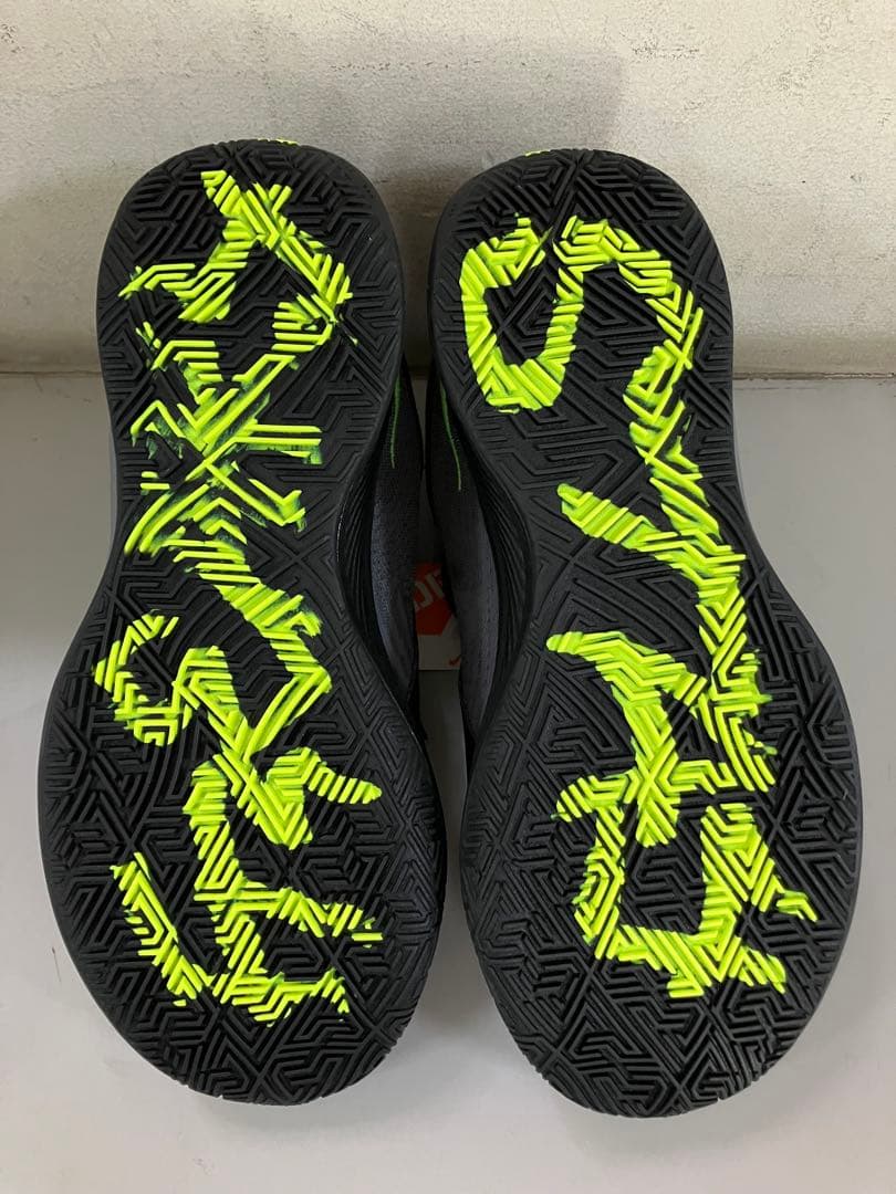 【お年玉価格】GIANNIS FREAK 6 EP 001カラー 26.5㎝