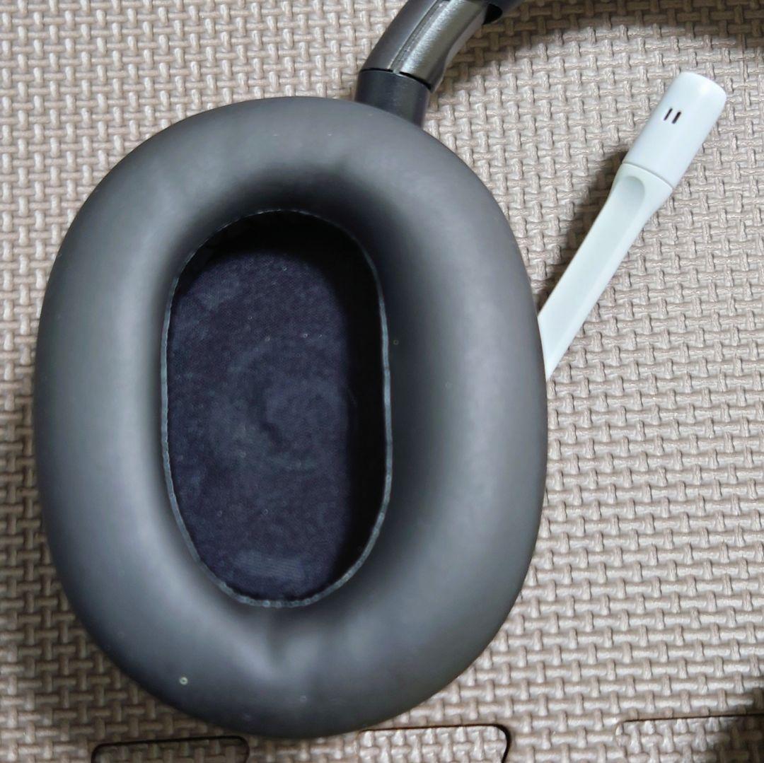 OKAMU (*^▽^*)//　INZONE H9　（ブラック＋ホワイト）