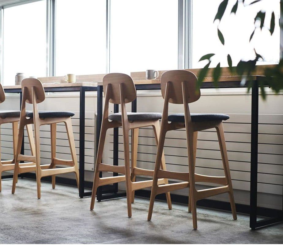 ナチュラル木製バースツール2脚セット