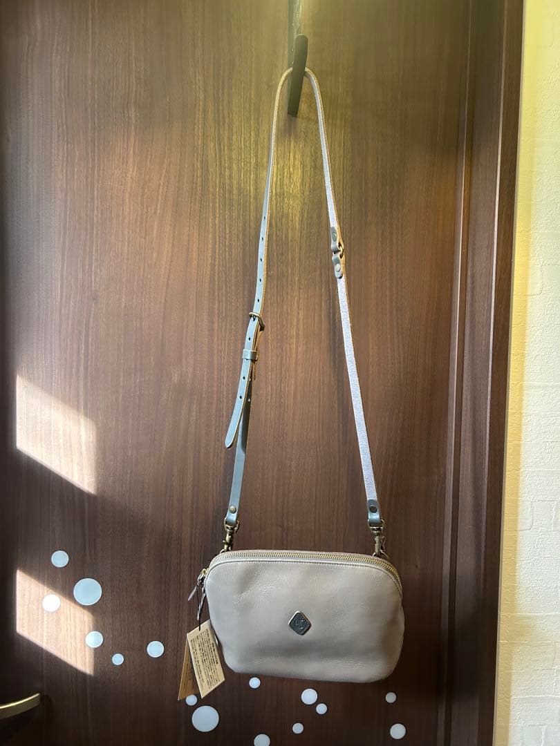 クレドランショルダーバッグ新品未使用