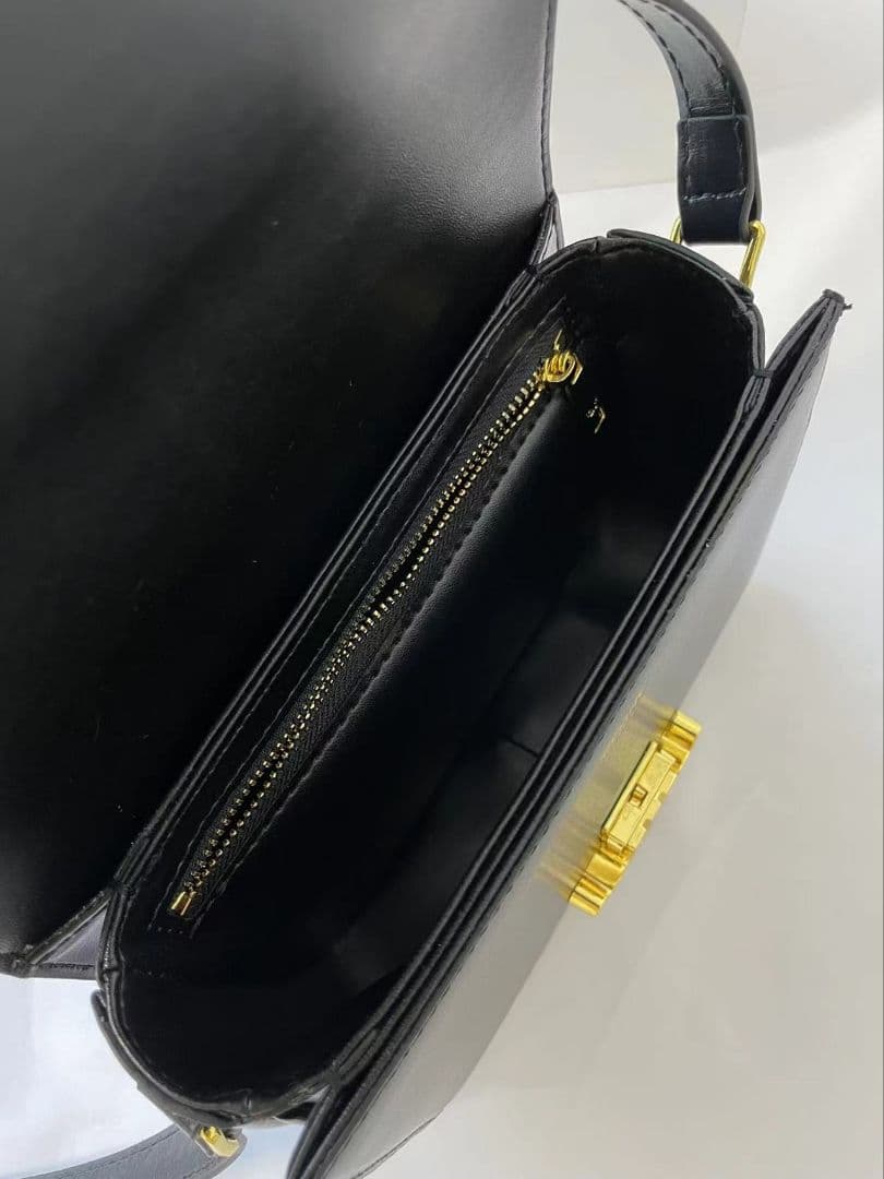 セリーヌ　トリオンフ ショルダーバッグ