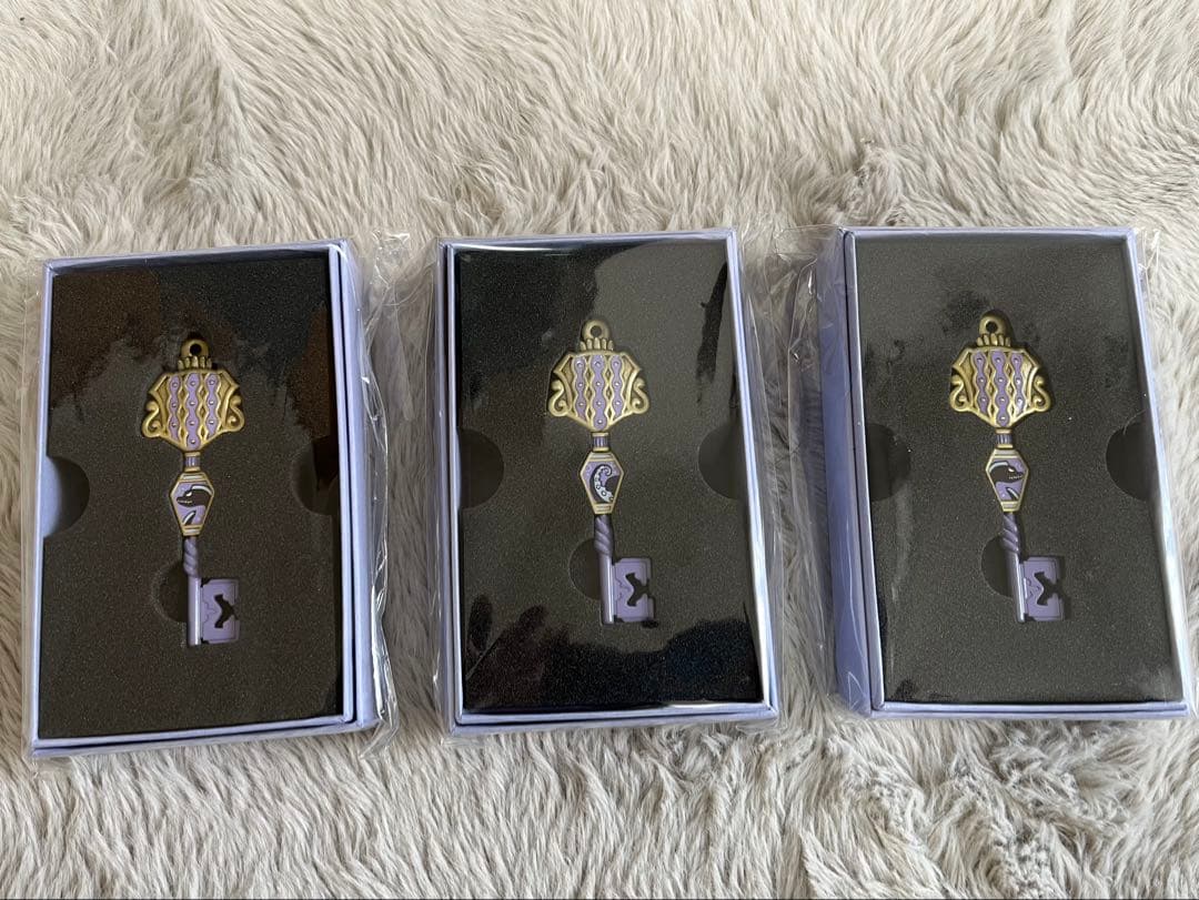 4YOU KEYチャーム（メッセージカード付き）アズール ジェイド フロイド