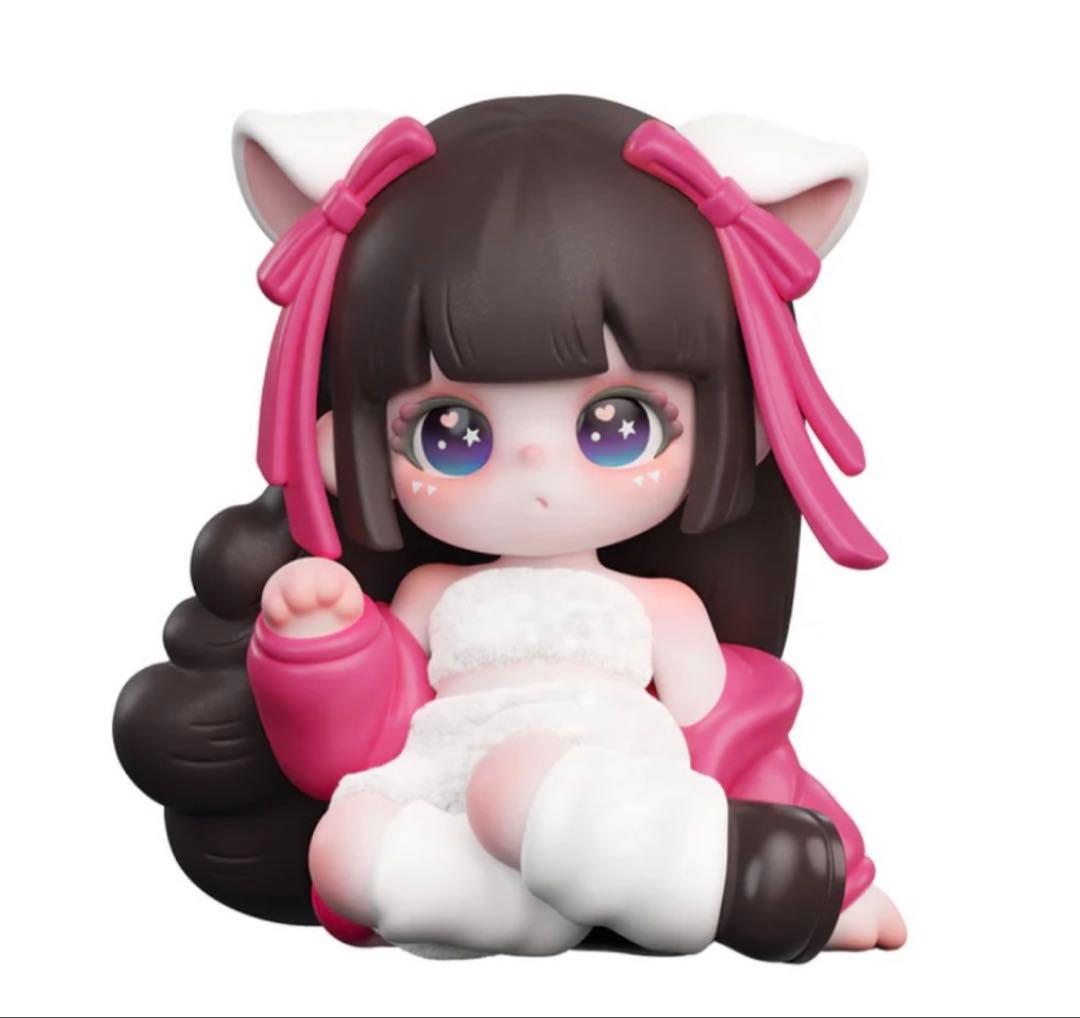 N*。様 TNTSPACE リタ Liita White Peach Meow