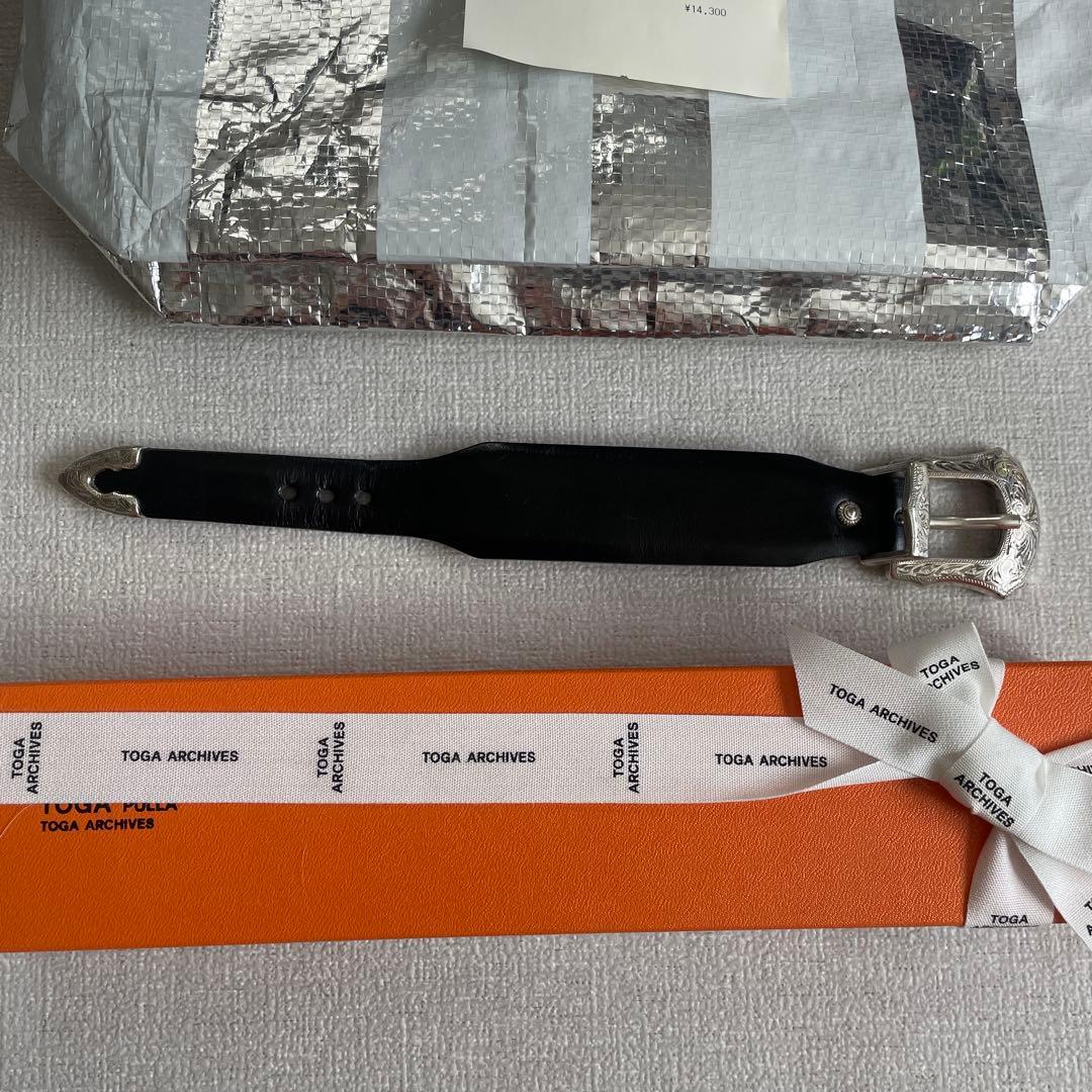 TOGA ARCHIVES l bangle2 ブラック　バングル