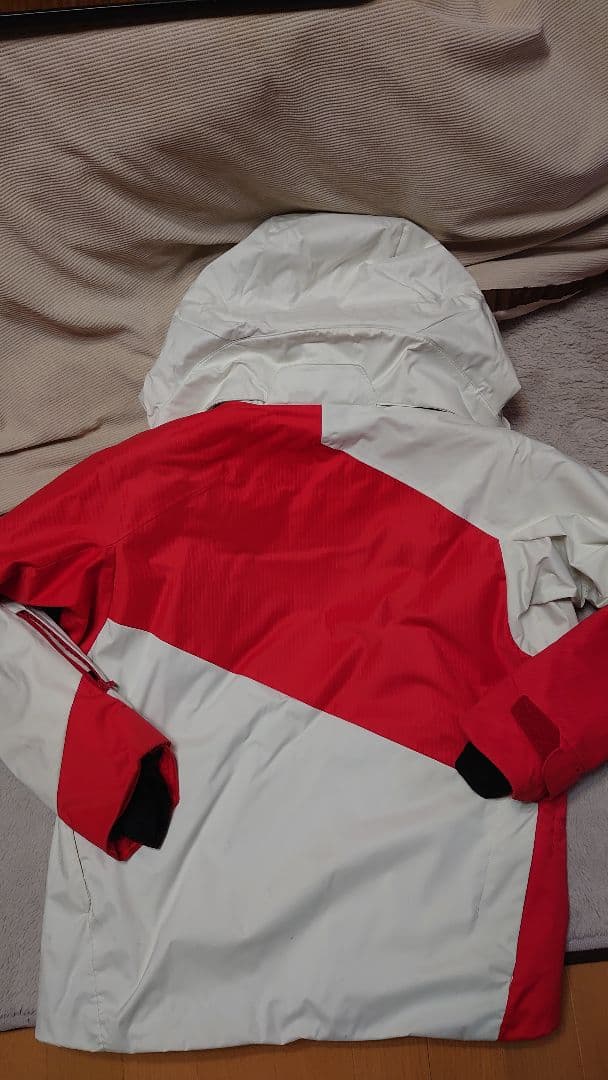 DESCENTE　デサントスキーウエア 上SSサイズ　下Sサイズ