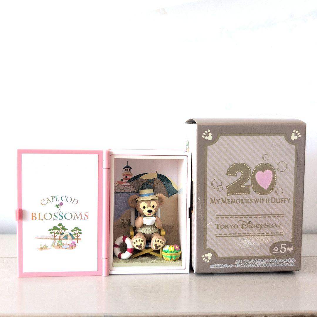 ダッフィー20周年フィギュアマイメモリーズウィズダッフィー - メルカリ