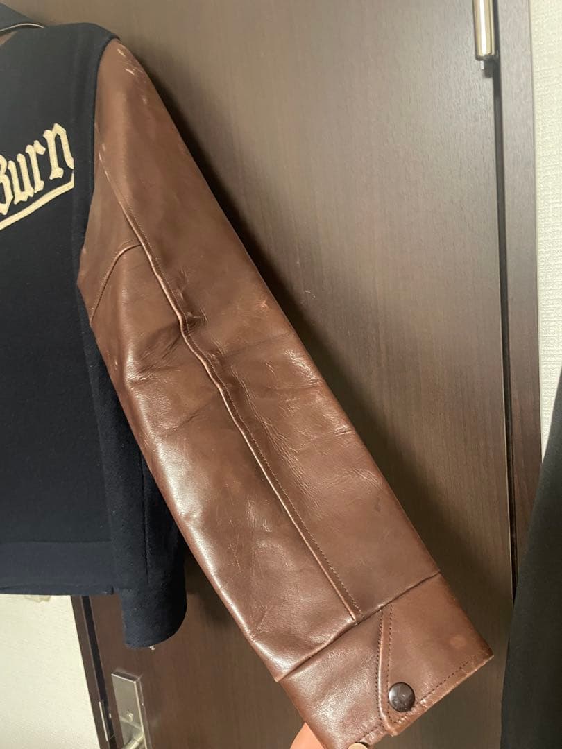 ラディアル RADIALL スタジャン SLOW BURN Mサイズ レザー