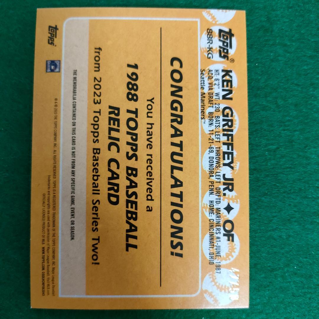 KEN GRIFFEY JR._RELIC CARD_シリアルNo.入り#50 - メルカリ