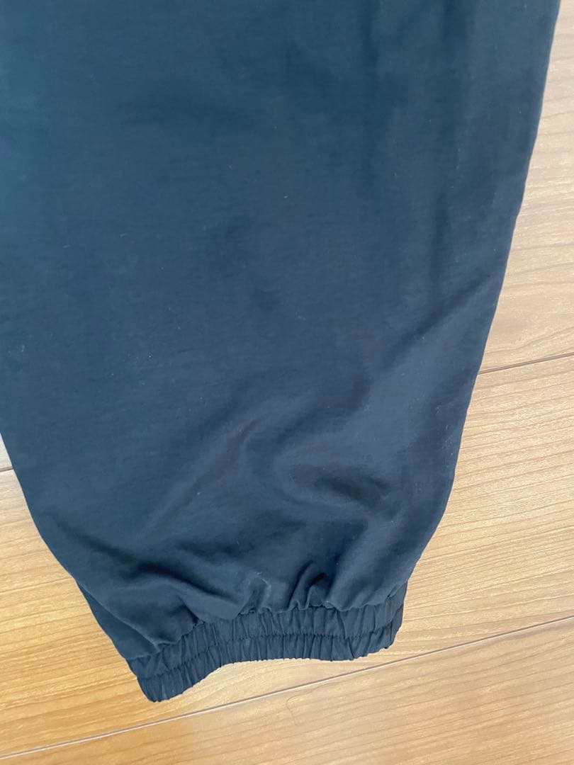 new balance ナイロンセットアップ ブラック/ホワイト　サイズXL