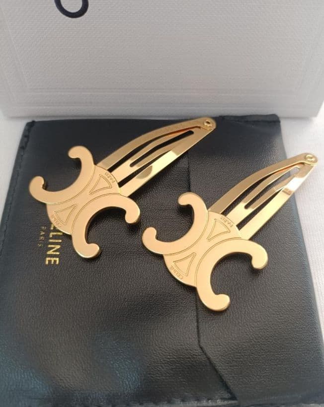 ゴールド　ヘアピン　⭐︎