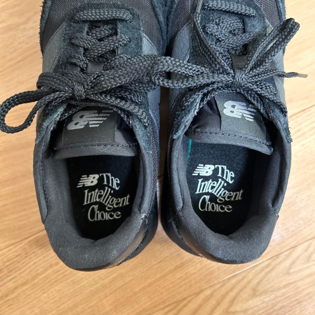new balance ブラック スニーカー23.5cm