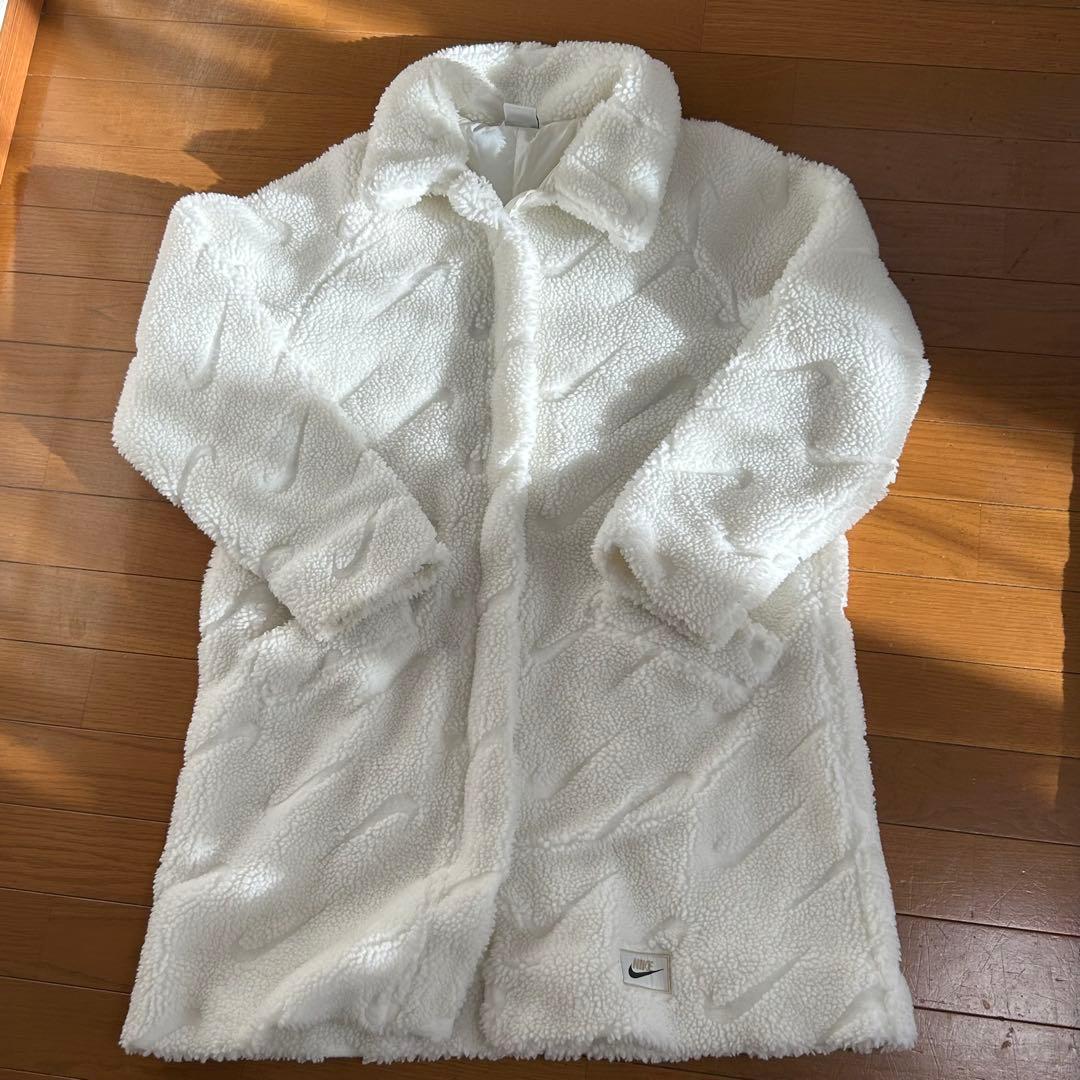 お値下げ❗️美品❗️ NIKE ナイキ ボアコート ロングコート 白 - メルカリ