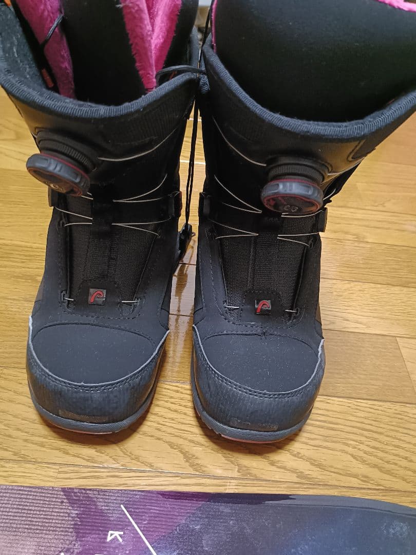 スノーボード（ビンディング付き）、ブーツ