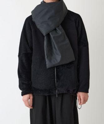 ホワイトマウンテニアリング タイオン シンセティックレザー ダウンマフラー